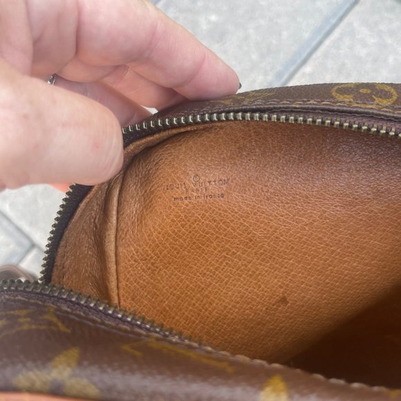 Authentic Louis Vuitton Vintage Monogram Canvas Marceau GM Messenger Bag - Picture 9 of 13